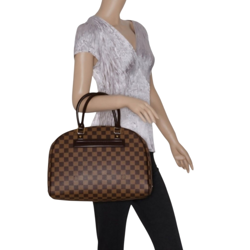 ⛔️SOLD⛔️Loius Vuitton Damier Ebene Nolita Hand Bag with COA/Box and Dustbag - Picture 5 of 17